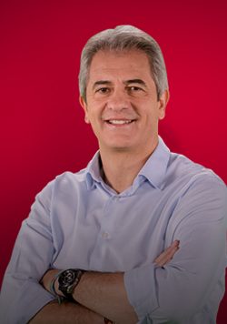 Manolo Lama