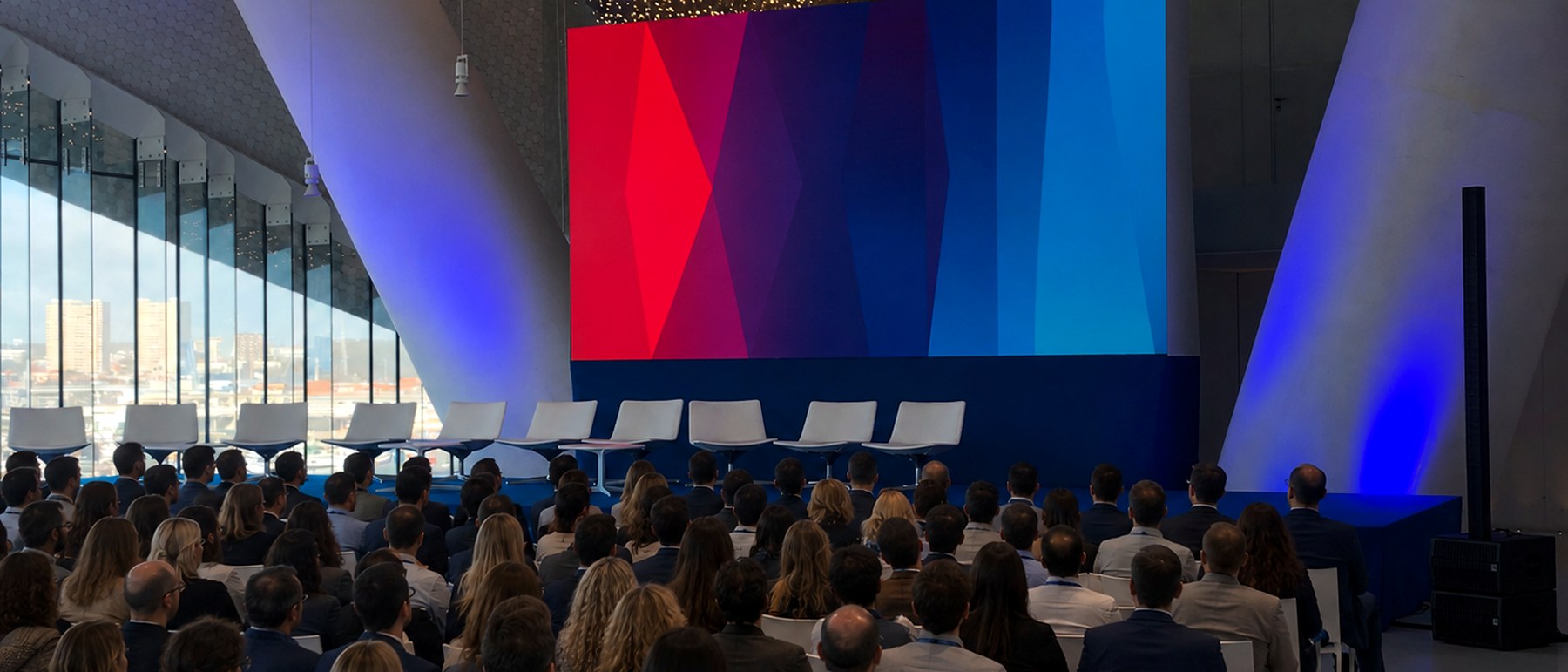 Conferenciantes de inteligencia artificial para empresas: cómo elegir el enfoque según audiencia